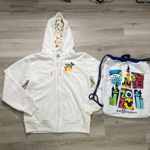 Disney Parks 2020 Disneyland Mickey & Friends Women’s Medium Zip Up & Bag NEW!
